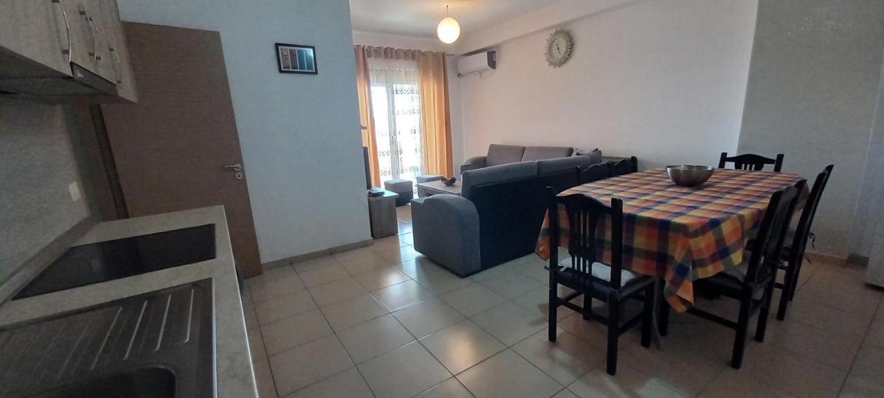 Nm - Apartment 1 Durrës Extérieur photo